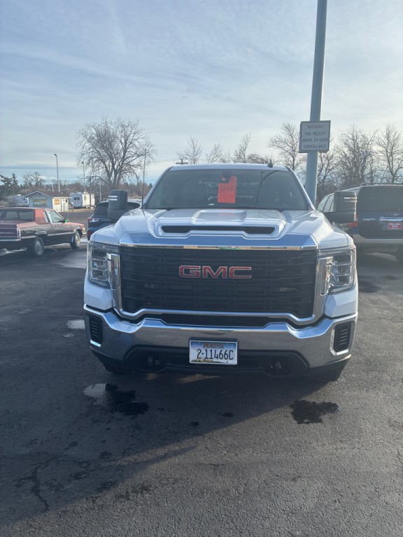 2023 GMC Sierra Image 2