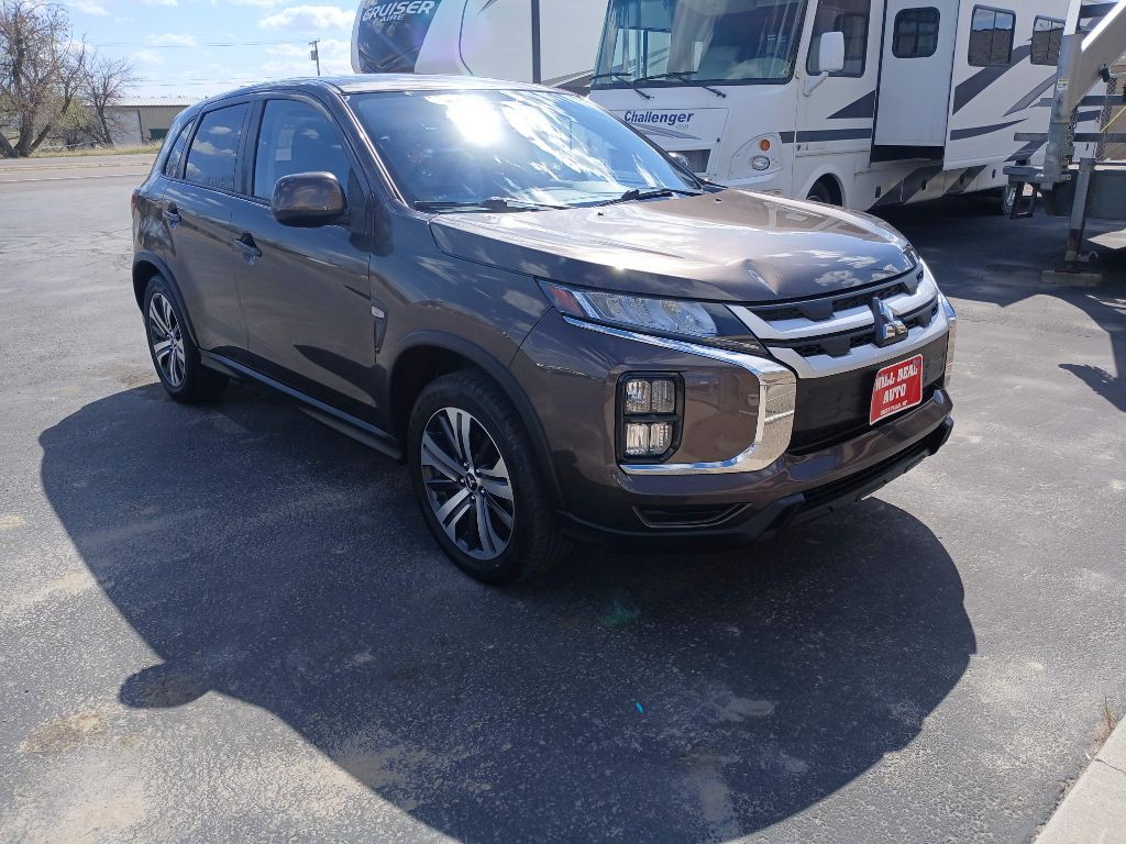 2020 Mitsubishi Outlander Image 3