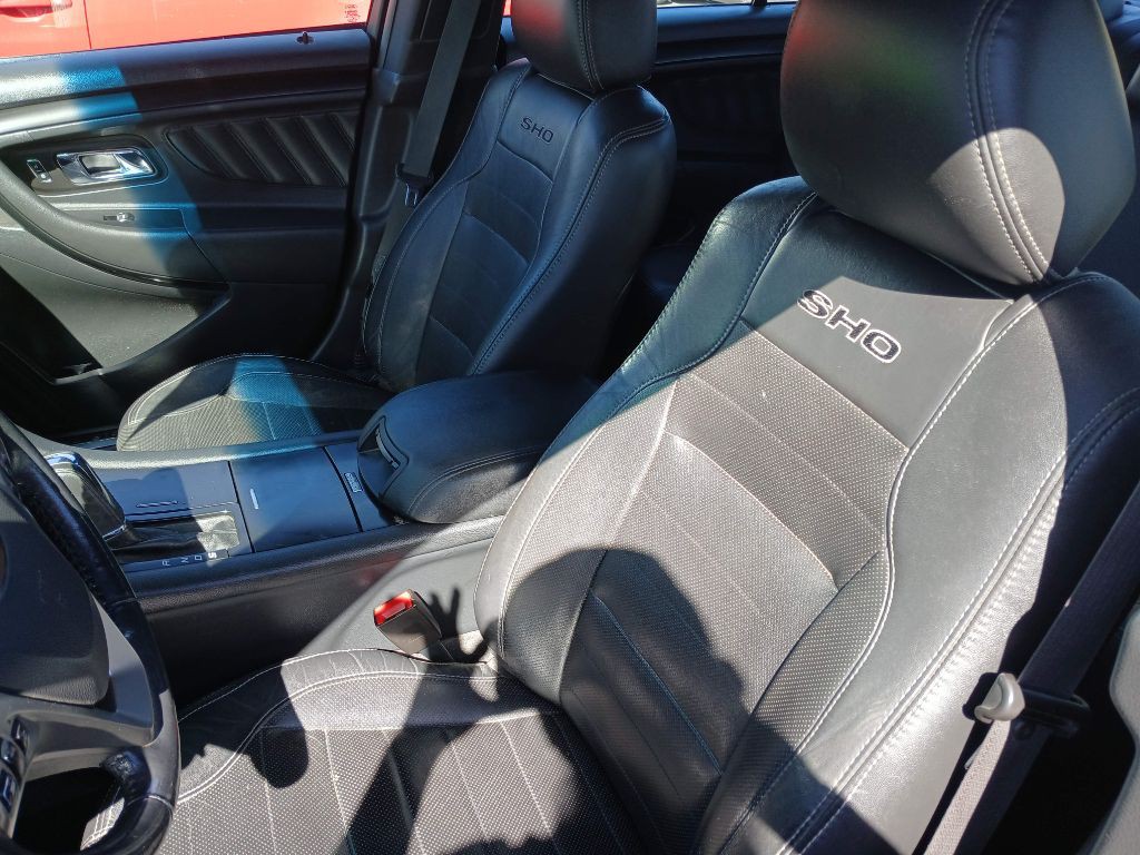 2014 Ford Taurus Image 6