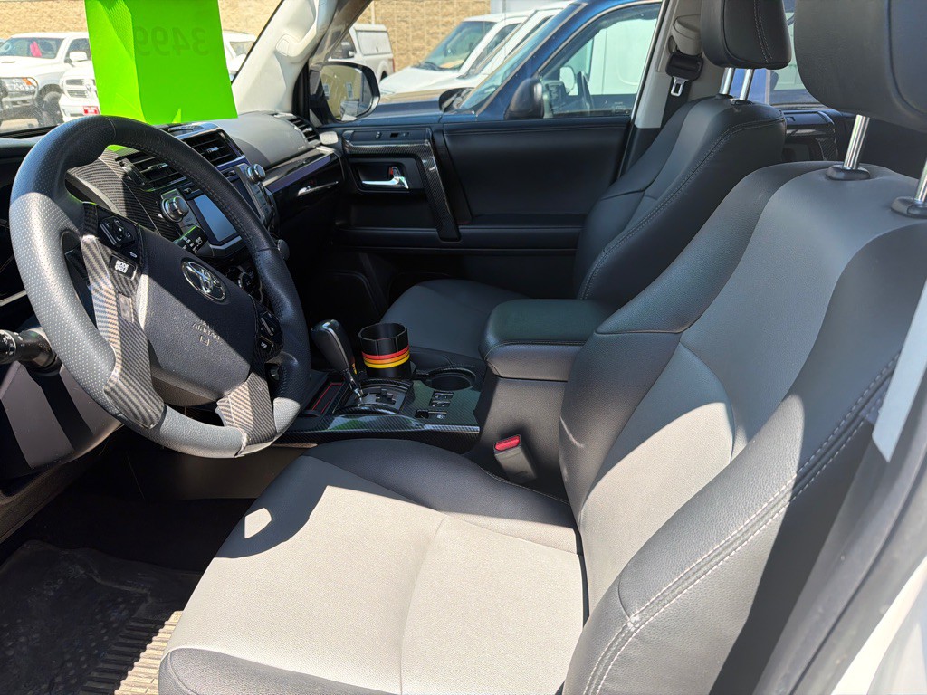 2019 Toyota 4Runner Image 5