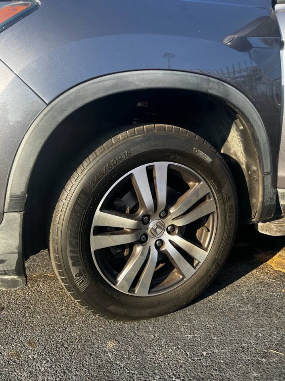 2017 Honda Pilot Image 12