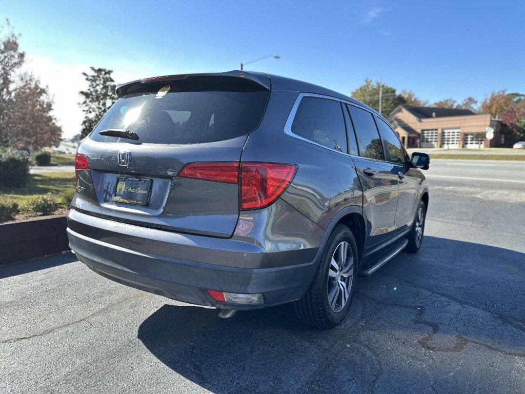 2017 Honda Pilot Image 16