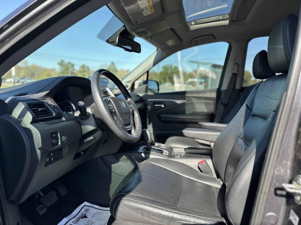 2017 Honda Pilot Image 21