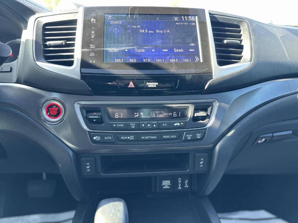 2017 Honda Pilot Image 27