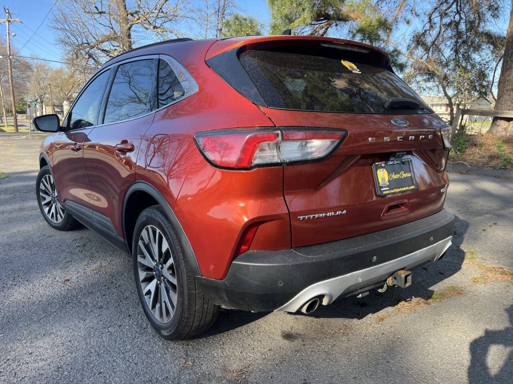 2020 Ford Escape Image 9