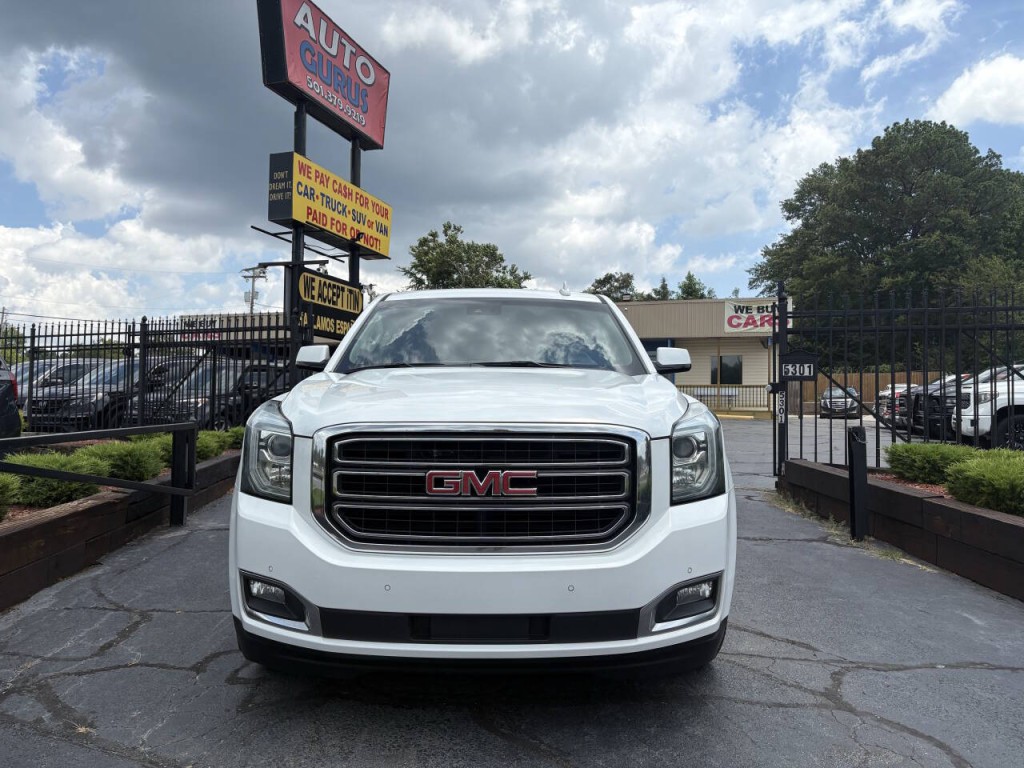 2018 GMC Yukon Image 3