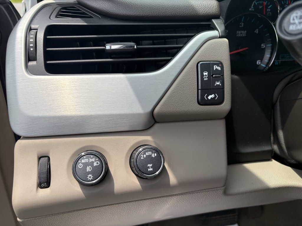 2018 GMC Yukon Image 13