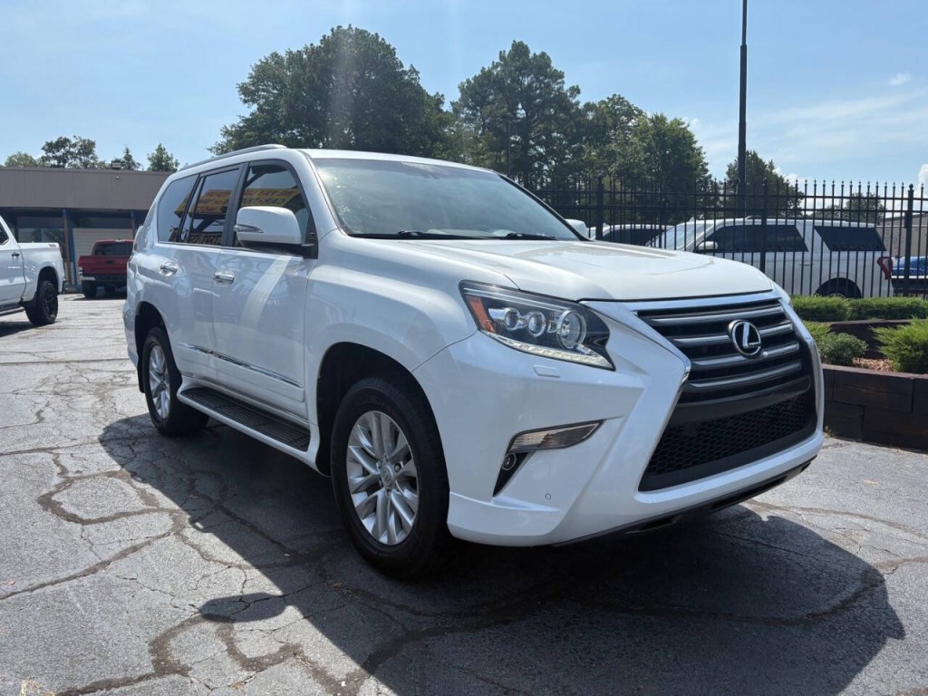 2017 Lexus GX 460 Image 3