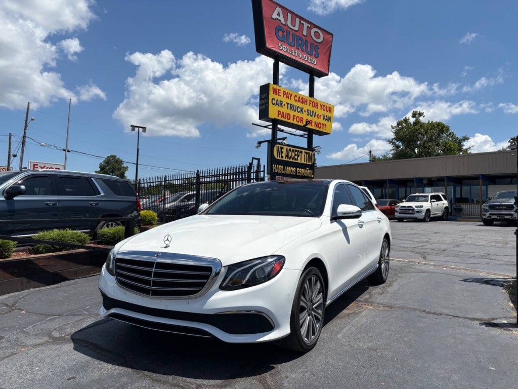 2018 Mercedes-Benz E-Class Image 2