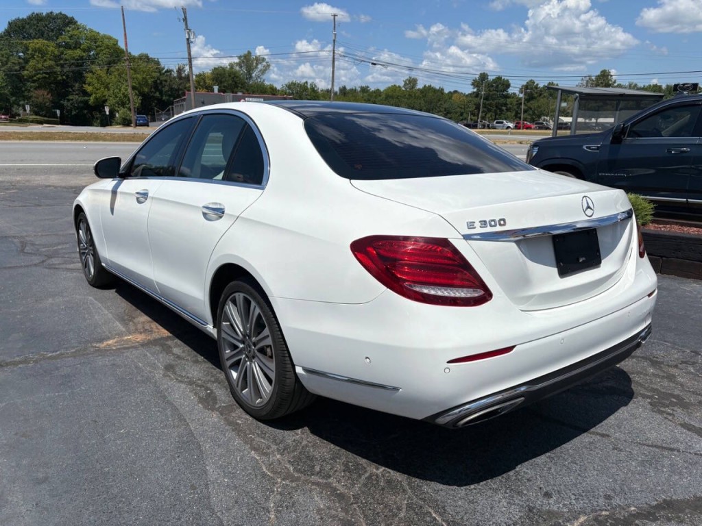 2018 Mercedes-Benz E-Class Image 7