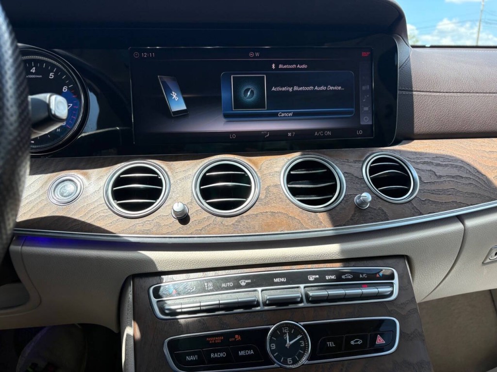 2018 Mercedes-Benz E-Class Image 15