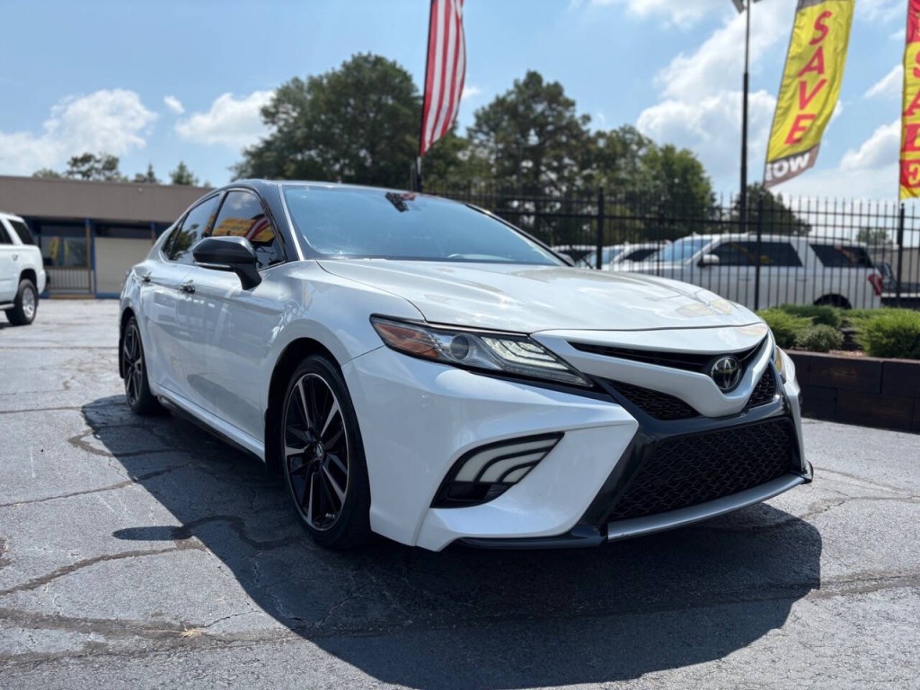 2019 Toyota Camry Image 4