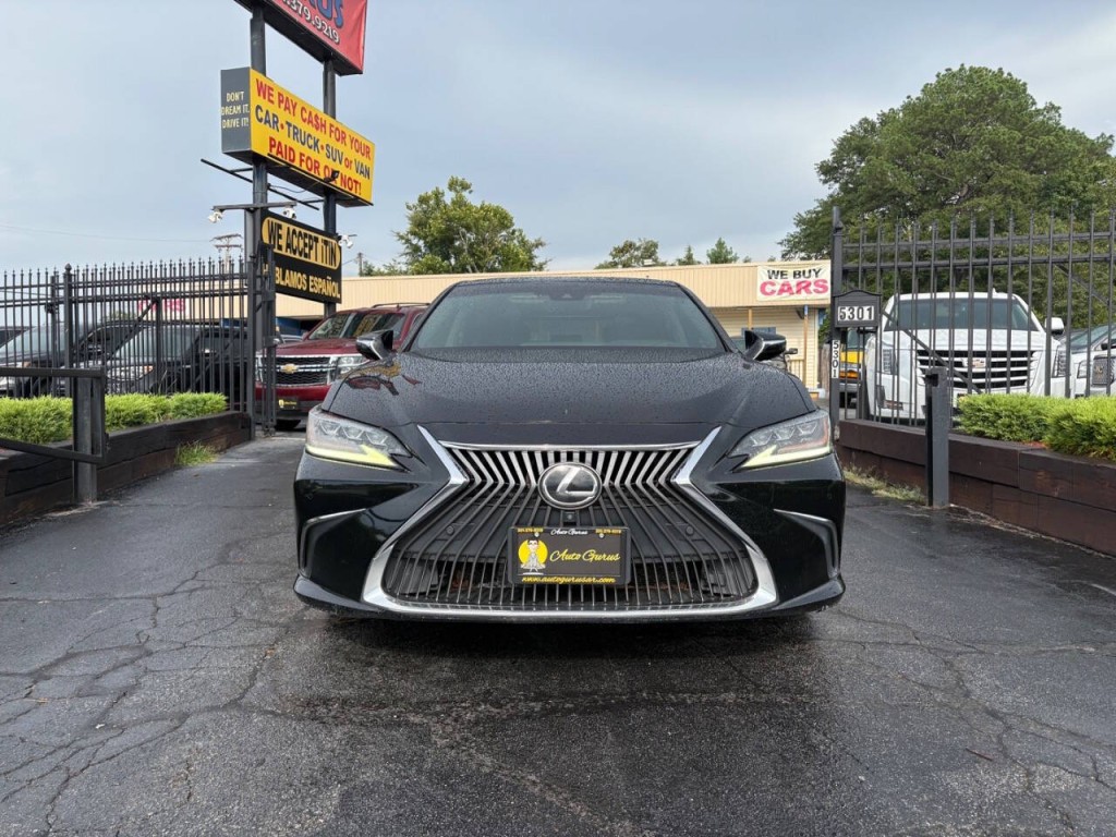 2019 Lexus ES 350 Image 3
