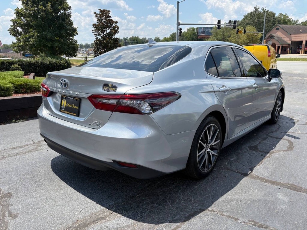 2022 Toyota Camry Image 5