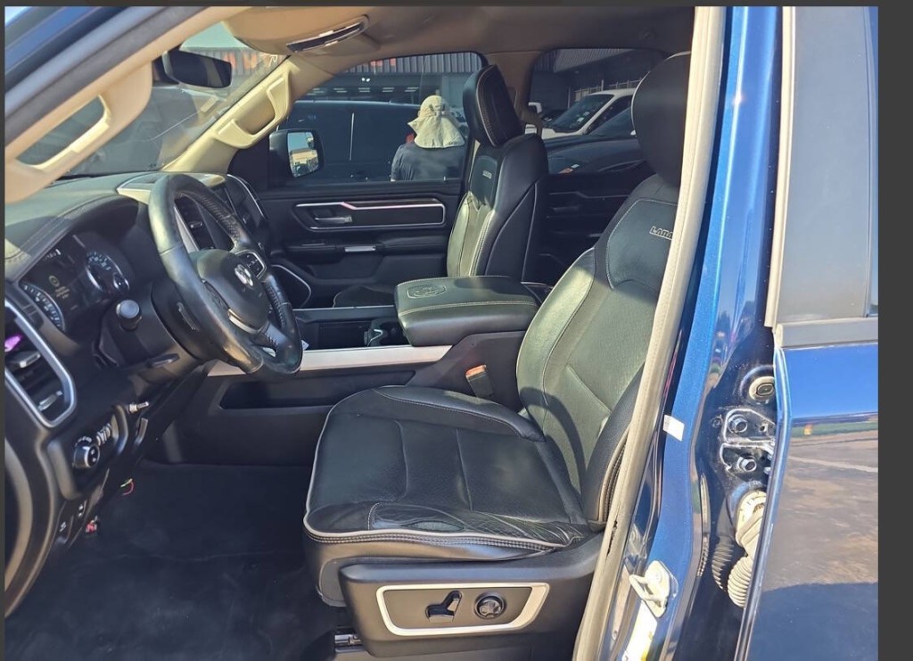 2020 RAM 1500 Image 2