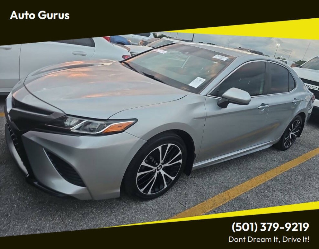 2020 Toyota Camry Image 1