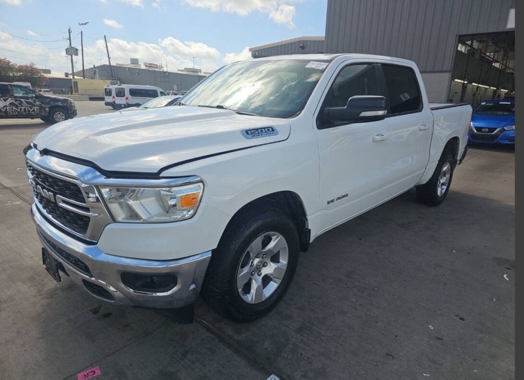2022 RAM 1500 Image 2