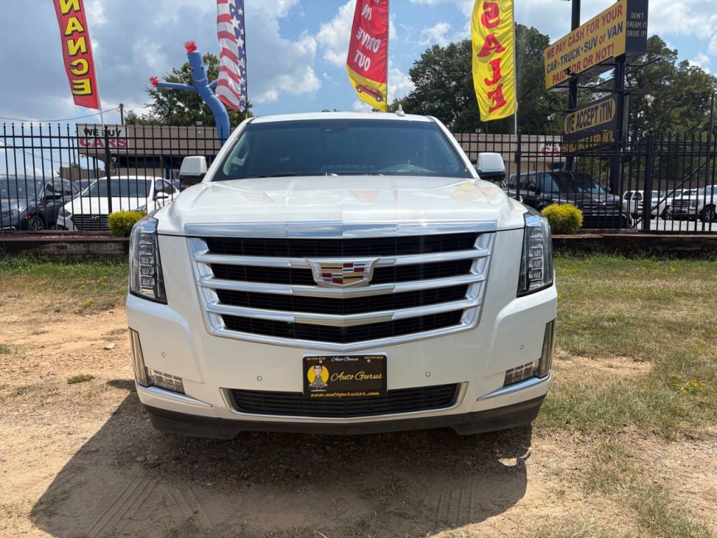 2019 Cadillac Escalade Image 3