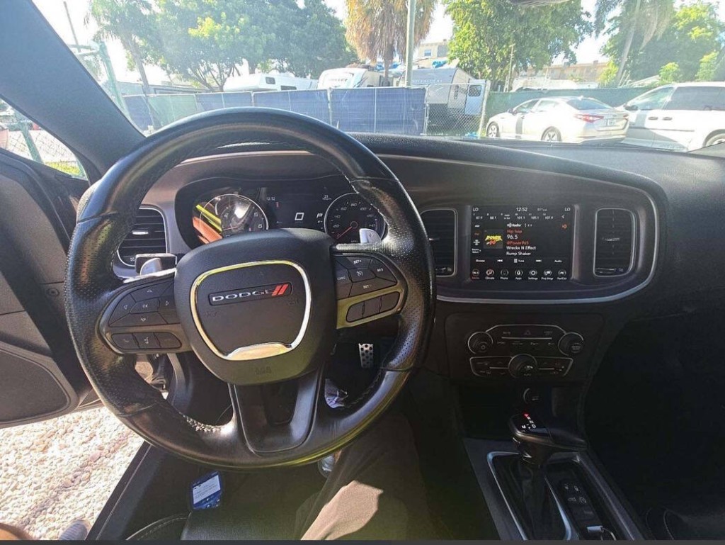 2021 Dodge Charger Image 7