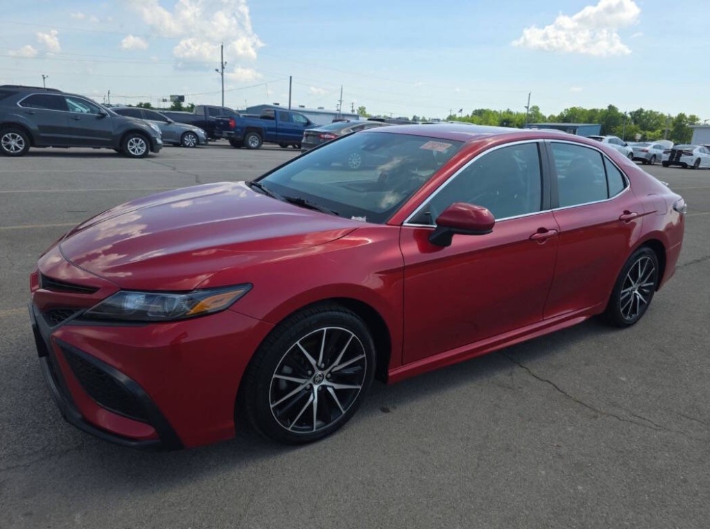 2021 Toyota Camry Image 2