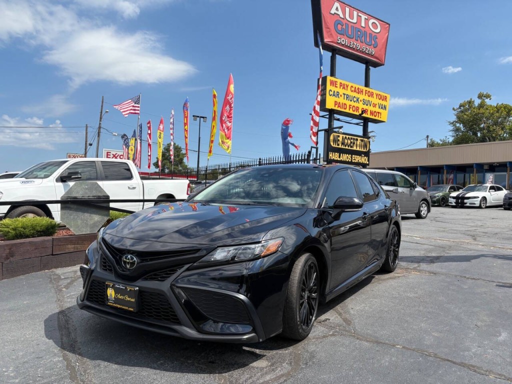 2022 Toyota Camry Image 2