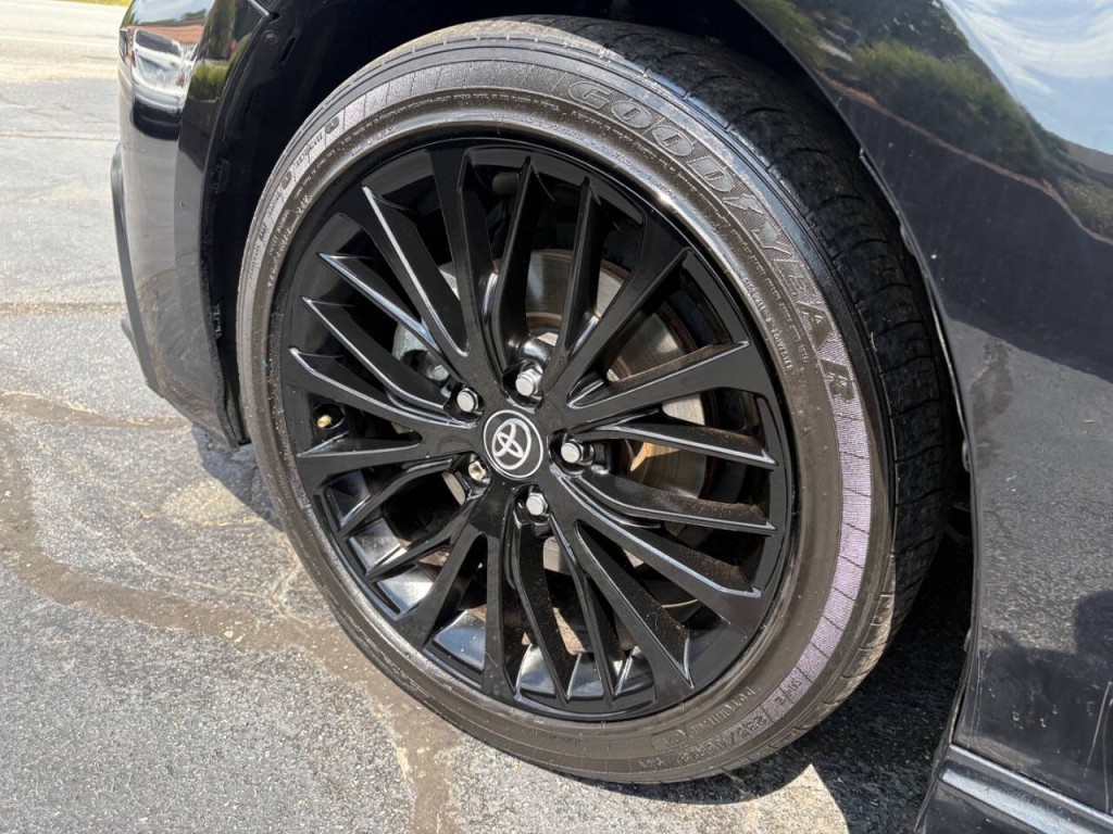 2022 Toyota Camry Image 8