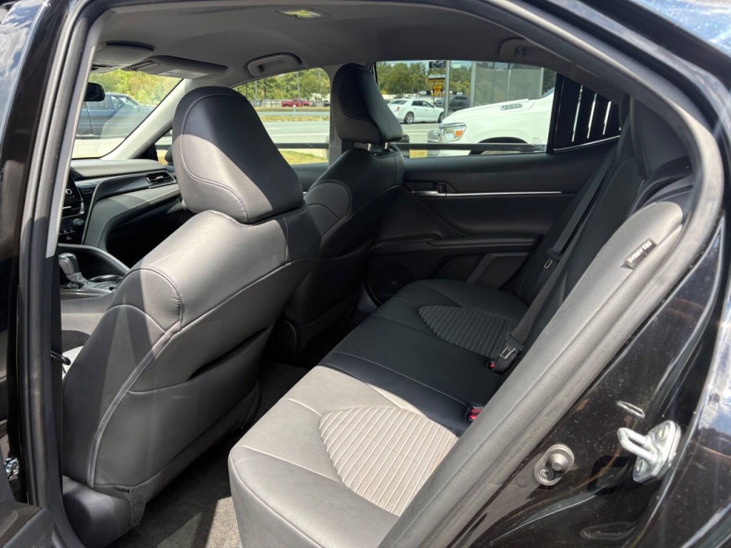 2022 Toyota Camry Image 11