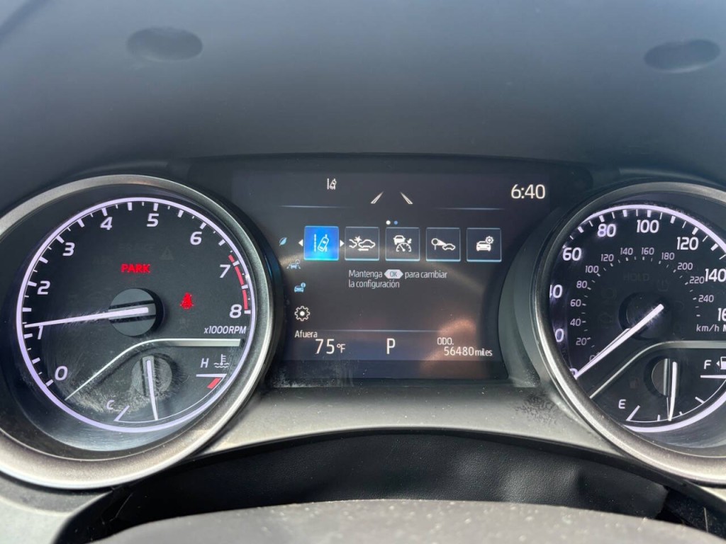 2022 Toyota Camry Image 13
