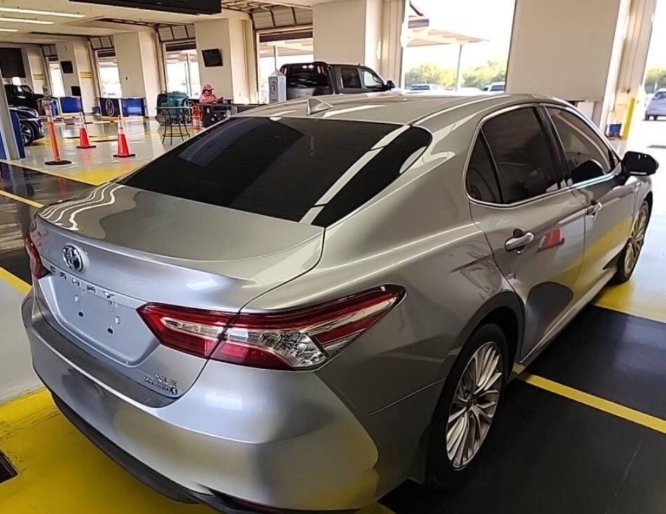 2020 Toyota Camry Image 5