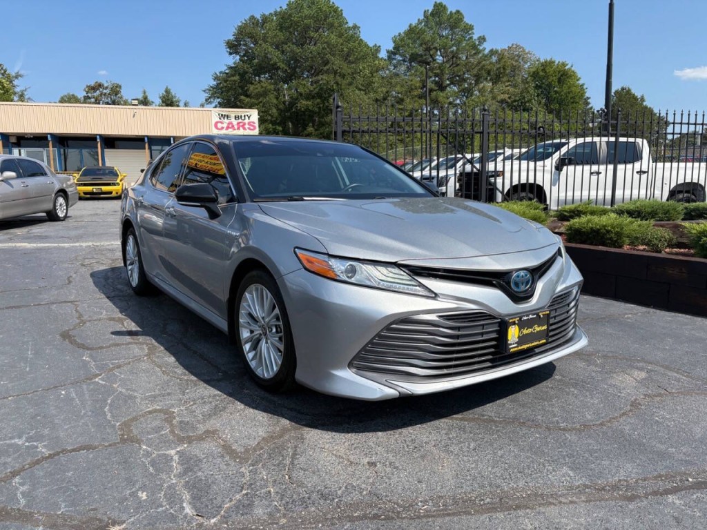 2020 Toyota Camry Image 4