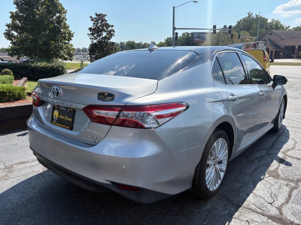 2020 Toyota Camry Image 5
