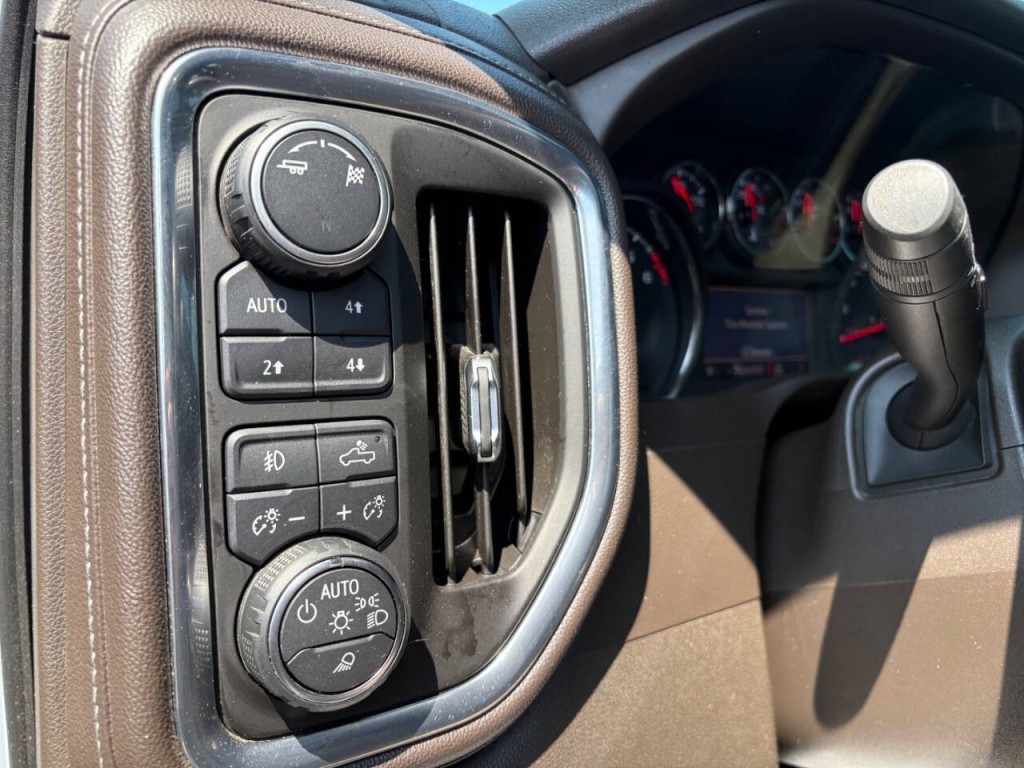2019 Chevrolet Silverado 1500 Image 12