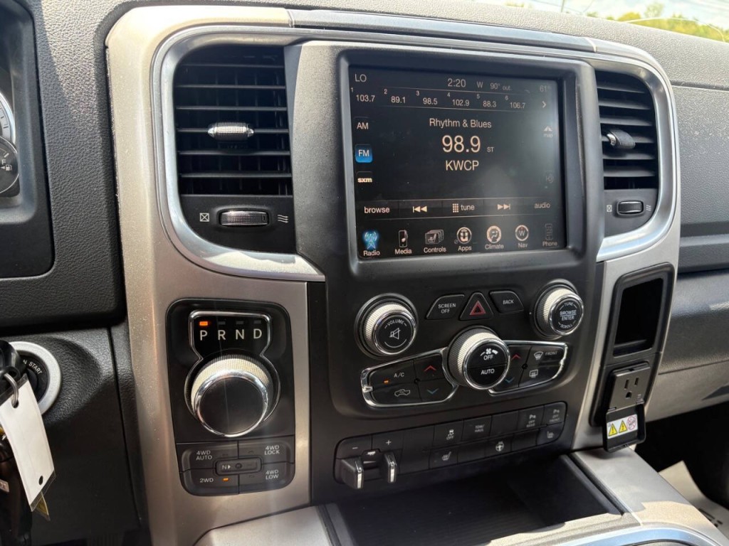 2016 RAM 1500 Image 14