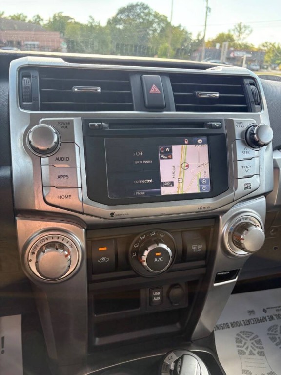 2016 Toyota 4Runner Image 16