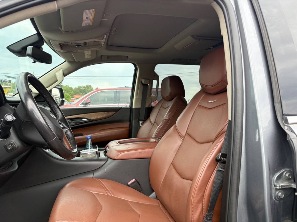 2020 Cadillac Escalade Image 10