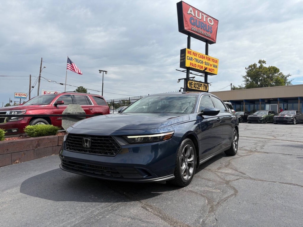 2023 Honda Accord Image 2