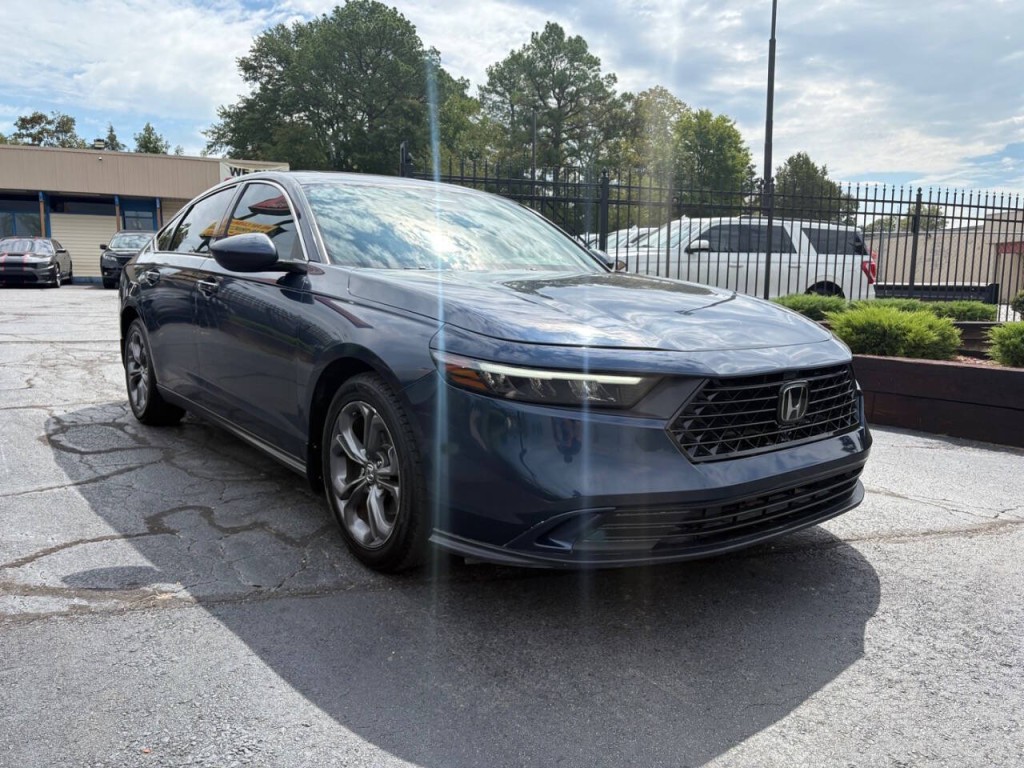 2023 Honda Accord Image 4