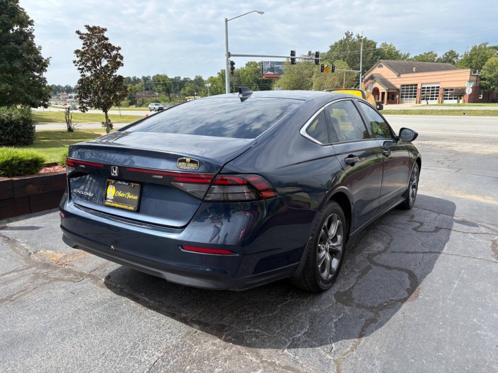 2023 Honda Accord Image 5