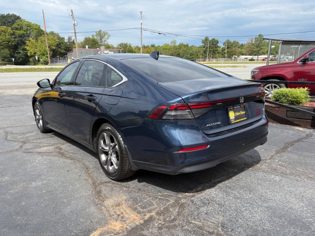 2023 Honda Accord Image 7