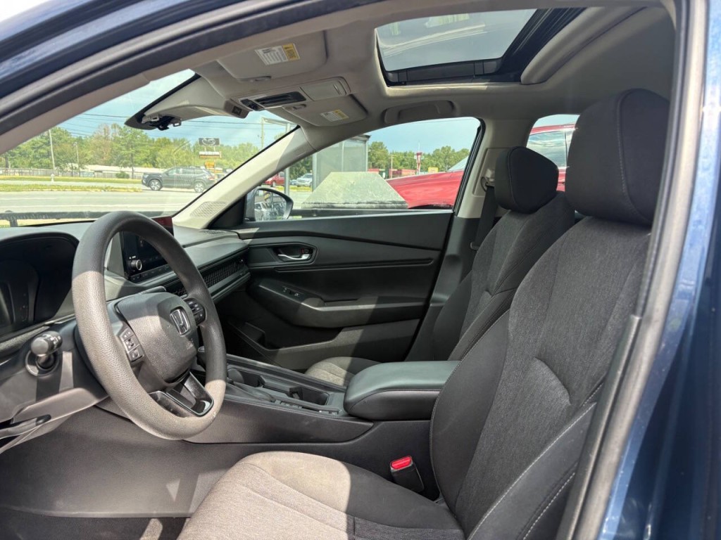 2023 Honda Accord Image 10