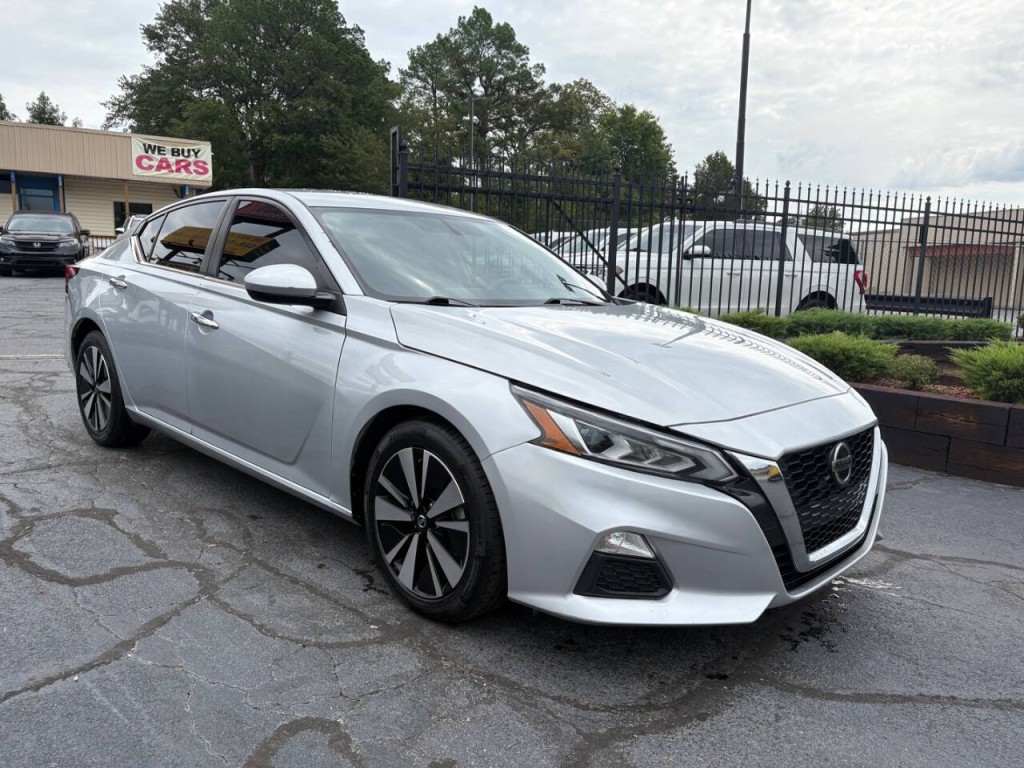 2022 Nissan Altima Image 3