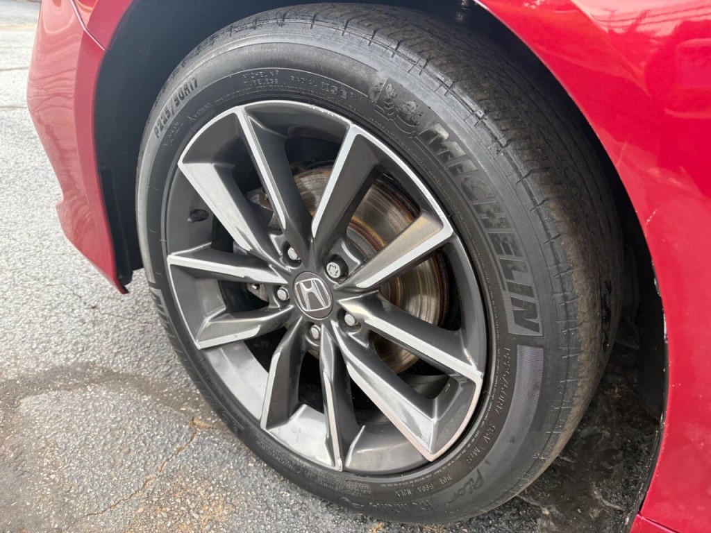 2021 Honda Accord Image 9