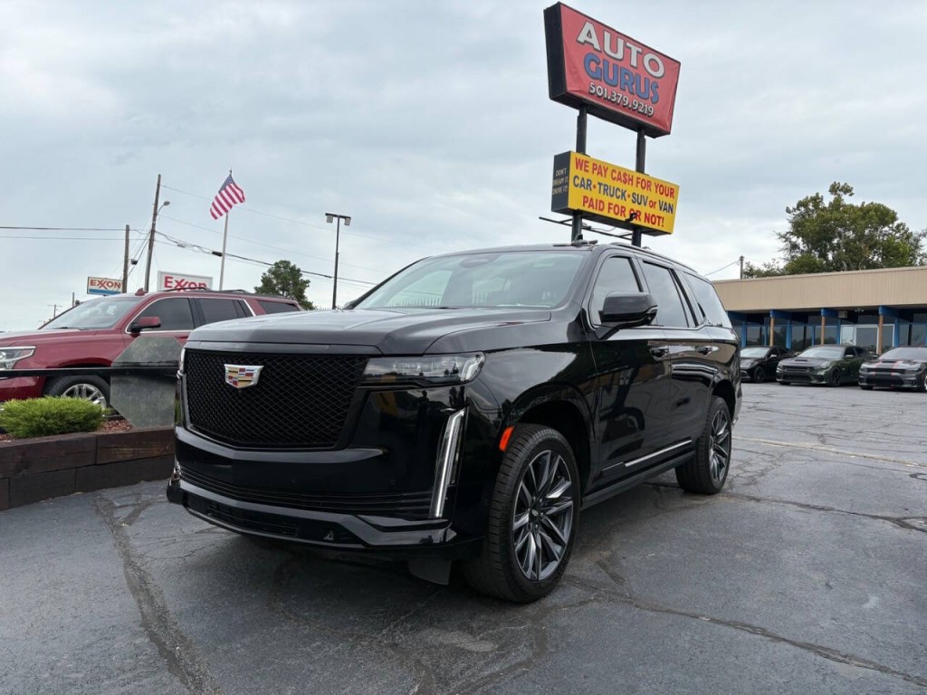2022 Cadillac Escalade Image 2