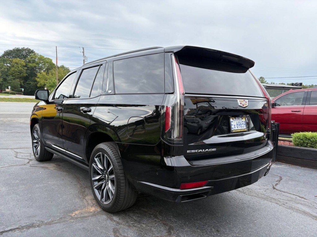 2022 Cadillac Escalade Image 7
