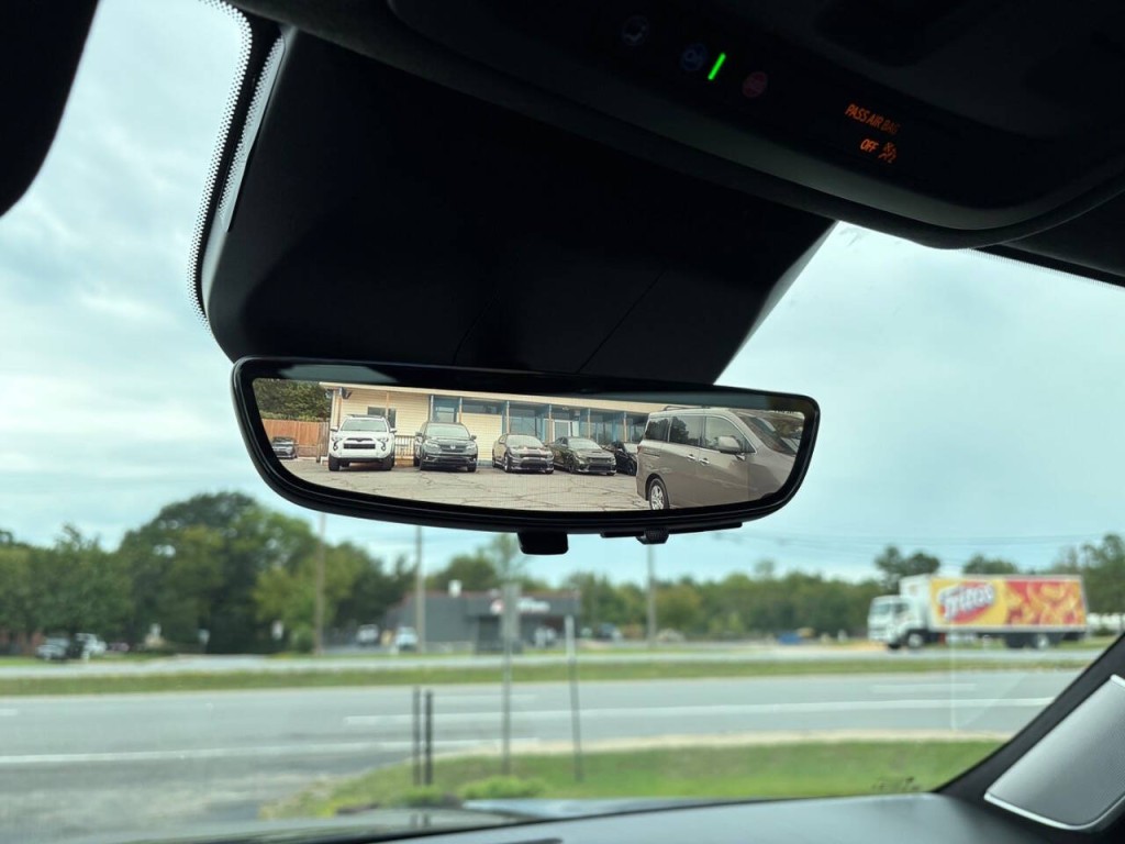 2022 Cadillac Escalade Image 19