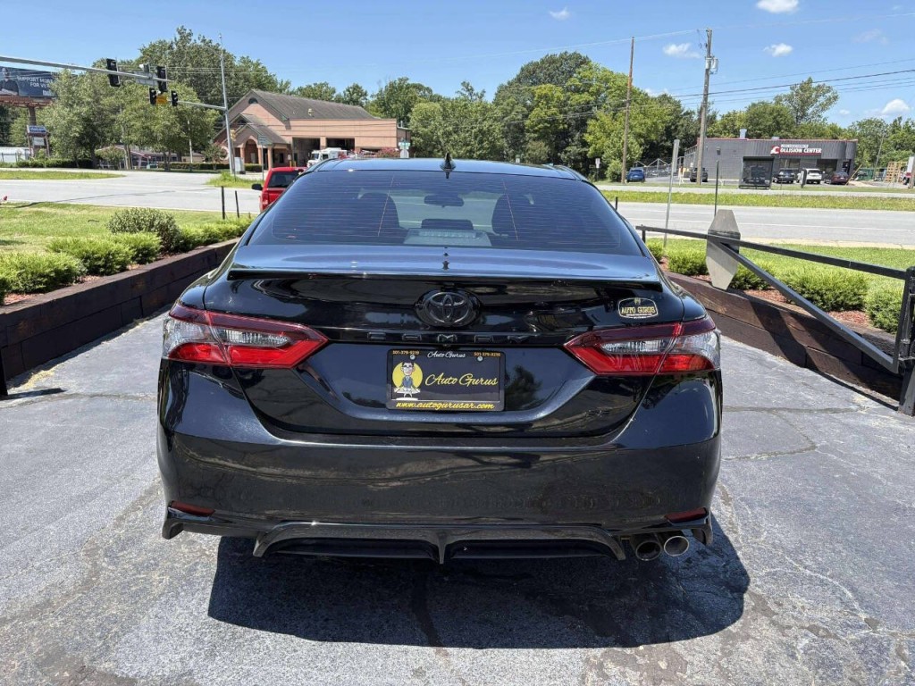 2022 Toyota Camry Image 6