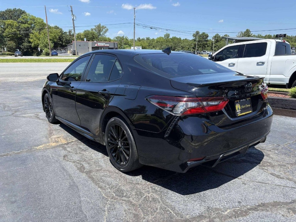 2022 Toyota Camry Image 7