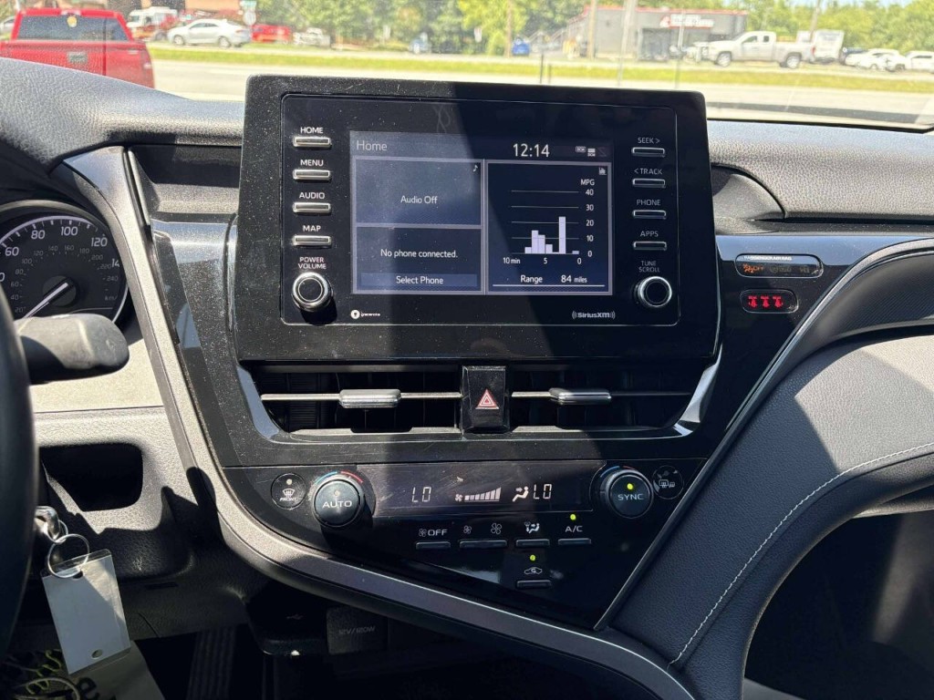 2022 Toyota Camry Image 13