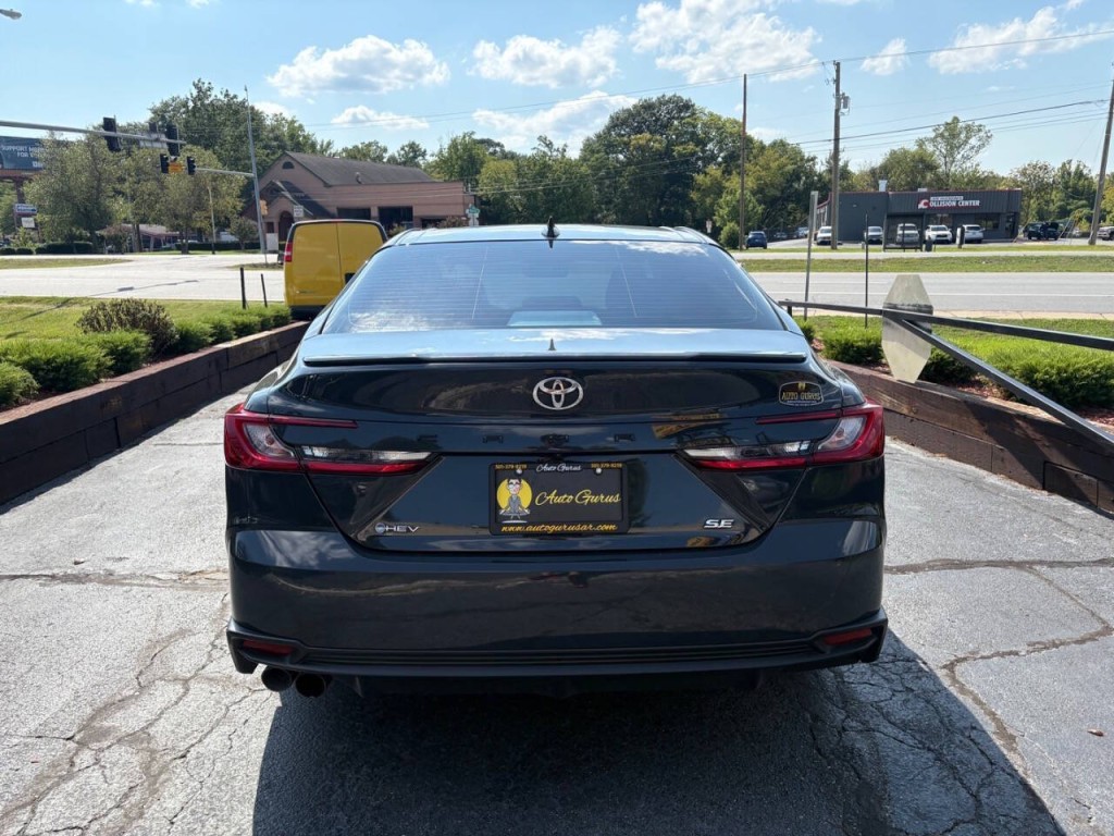 2025 Toyota Camry Image 6