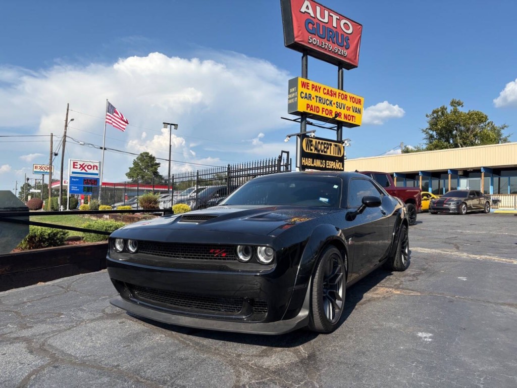 2021 Dodge Challenger Image 2